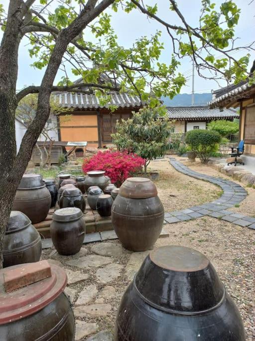 Yasun Gallery Gyeongju Exterior foto